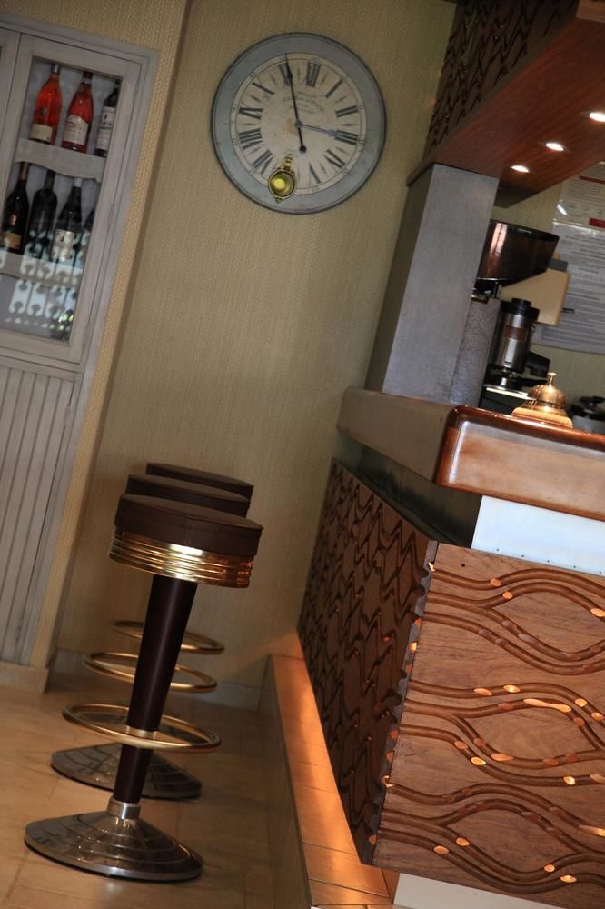 Logis LE RABELAIS Hôtel- Restaurant - SPA Fontenay-le-Comte Extérieur photo